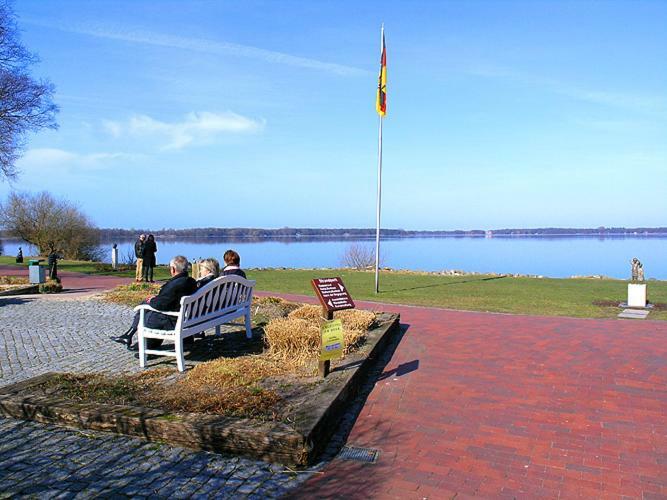 Ferienwohnungen Am Kurpark Bad Zwischenahn Exterior foto